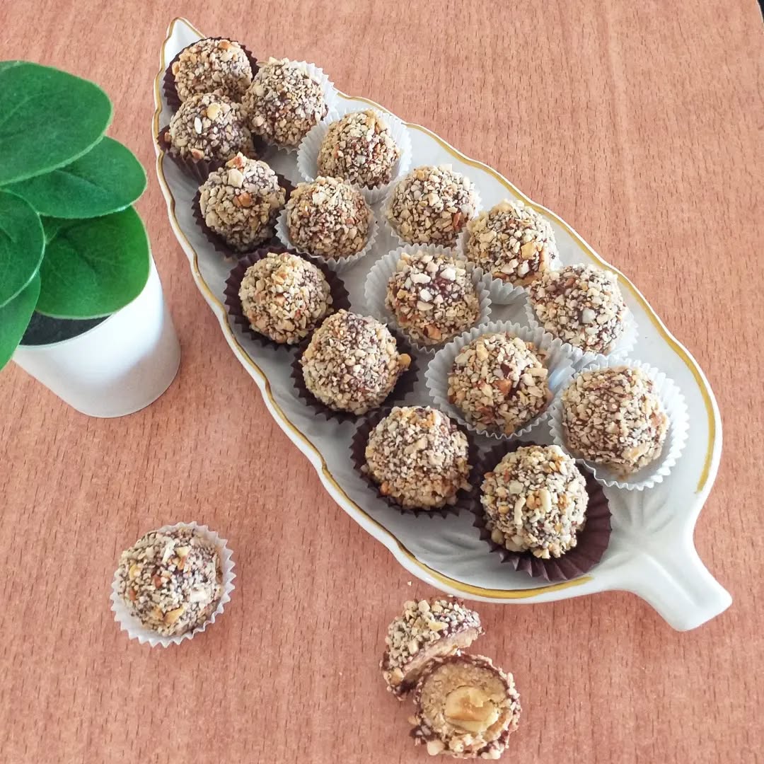 Almond Truffles with Hazelnut Coating